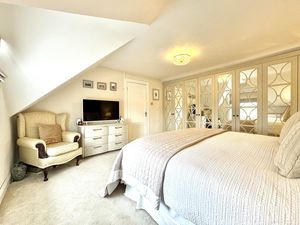 Photo 21- click for photo gallery